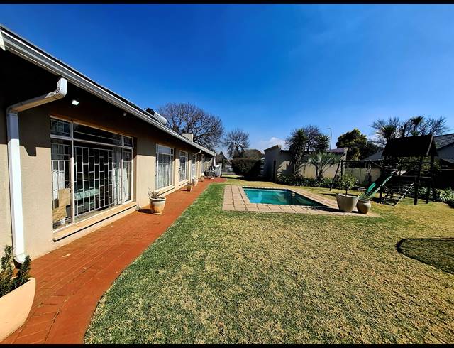 5 BEDROOM HOUSE FOR SALE IN DALPARK PROPER
